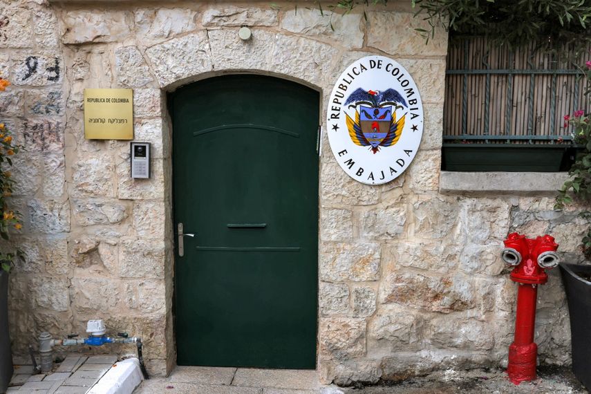 La sede de la embajada de Colombia ante Israel es fotografiada en Jerusalén el 14 de octubre de 2026.