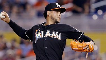 Álvarez fue el abridor del Día Inaugural por los Marlins