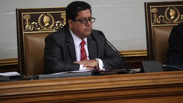 El primer vicepresidente del Parlamento, Edgar Zambrano,