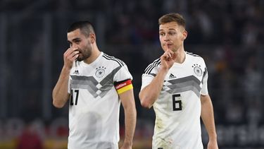 Este miércoles el entrenador quiso darle la responsabilidad a los jóvenes. De los veteranos en la primera parte sólo estuvieron Manuel Neuer e Ilkay Gündogan. En la segunda parte entraría Reus.