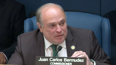 Juan Carlos Bermúdez, comisionado del Distrito 12 de Miami-Dade. 