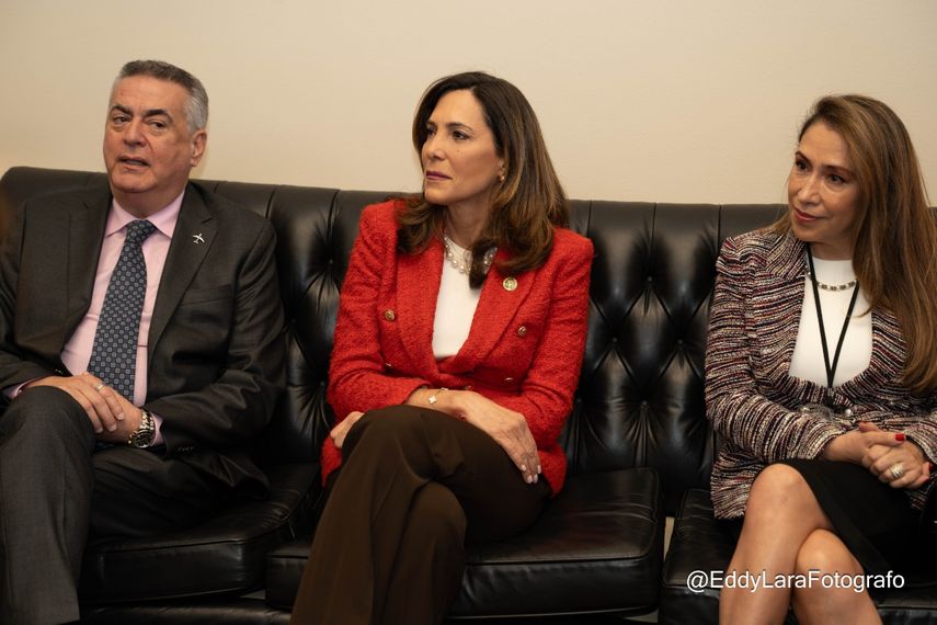 María Elvira Salazar, la congresista republicana