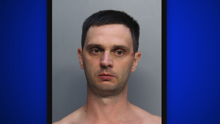 Andrei Sevastianov arrestado por maltratar a su hija de dos años.