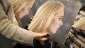 Un miembro del personal clasifica copias del nuevo álbum de la cantautora británica Adele, 30, en la tienda de discos Sister Ray en el área del soho del centro de Londres el 19 de noviembre de 2021. Un miembro del personal clasifica copias del nuevo álbum de la cantautora británica Adele, 30, en la tienda de discos Sister Ray en el área del soho del centro de Londres el 19 de noviembre de 2021.