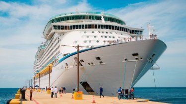 Crucero en el muelle del Puerto Cabo Rojo, en República Dominicana. 