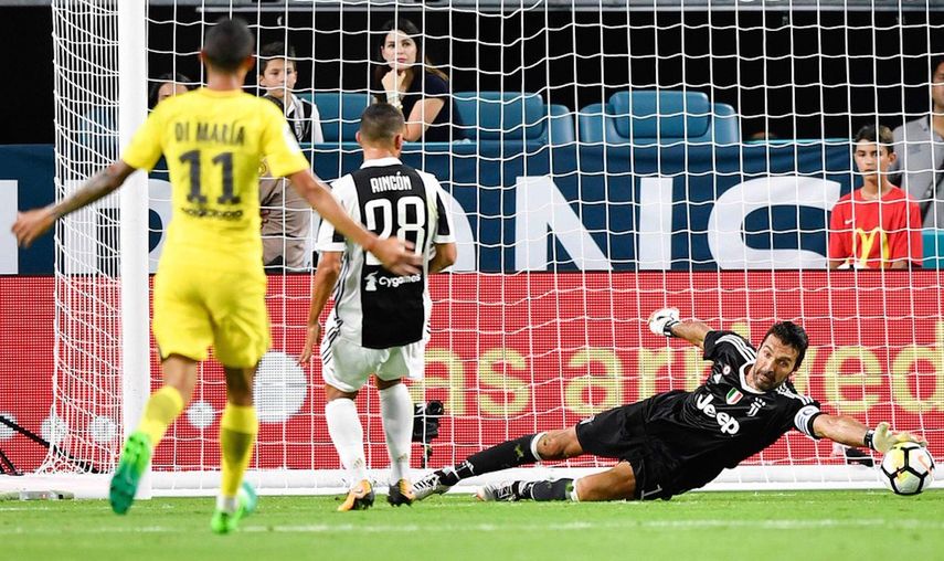 El mediocampista venezolano, Tomás Rincón, disputó toda la segunda parte por la Vecchio Signora.