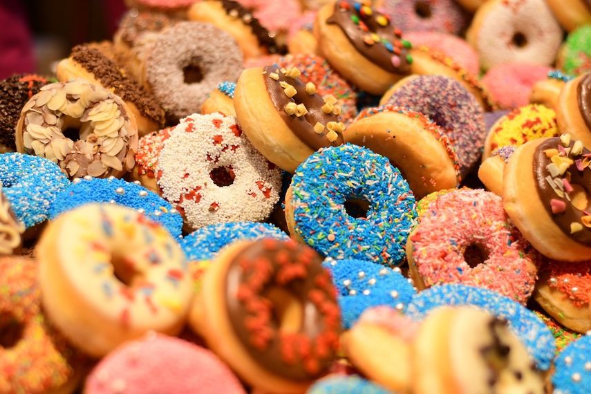 Comienza el mes de junio de la forma más dulce, ya que este viernes, 07 de junio, es el National Doughnut Day.