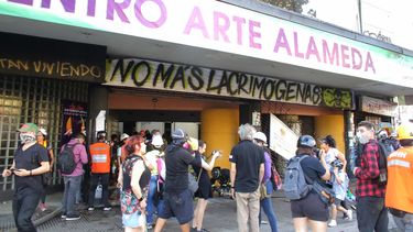 Incendio en el Cine Arte Alameda de Santiago de Chile. &nbsp;