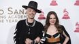 Jesse Huerta, a la izquierda, y Joy Huerta, de Jesse & Joy, llegan a la gala en honor a Alejandro Sanz como Persona del Año de la Academia Latina de la Grabación, el 16 de noviembre de 2017 en Las Vegas.