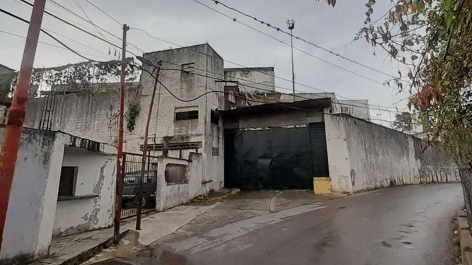 Familiares y amigos de detenidas en la cárcel de mujeres La Crisálida, estado Miranda, cercana a Caracas, señalaron que las presas no reciben las visitas obligatorias