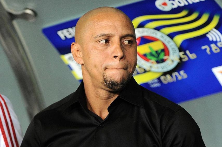 Roberto Carlos cree que los premios de la FIFA merecen la asistencia de todos los futbolistas invitados.