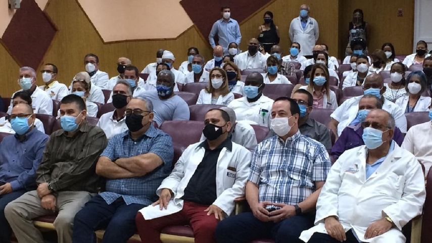 El destape del médico cubano Carlos Leonardo Vázquez González como el agente Fernando de la Seguridad del Estado, recuerda lo ocurrido en 2003 durante la llamada Primavera Negra