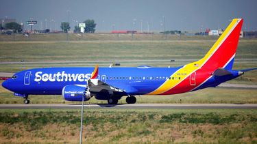 Imagen de referencia de un avión de Southwest Airlines antes de despegar.