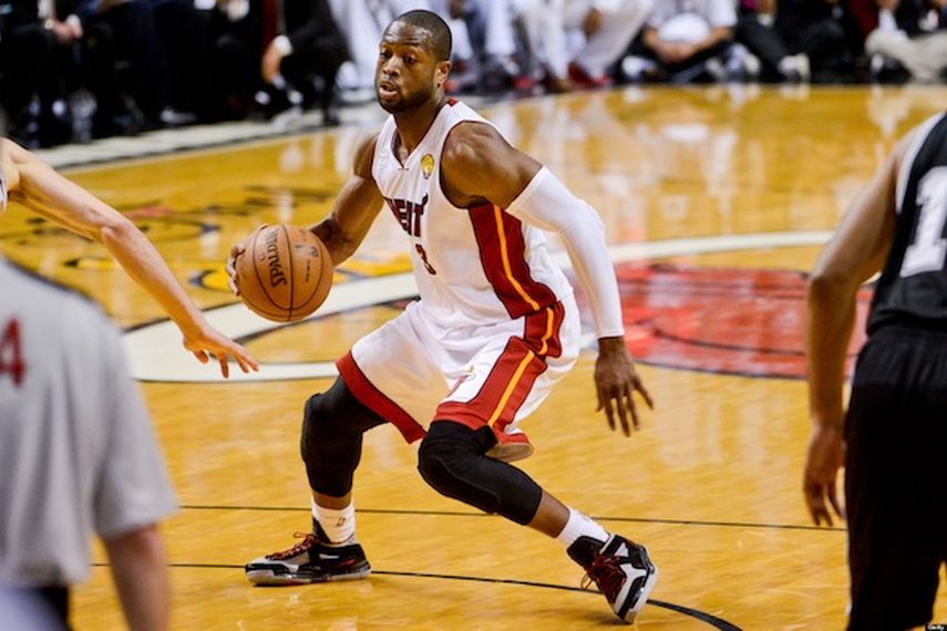 Wade aportó 27 puntos para el tercer triunfo al hilo. (ARCHIVO)
