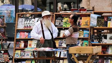 Los vendedores radicaron en la Plaza de Armas de La Habana durante más de 20 años
