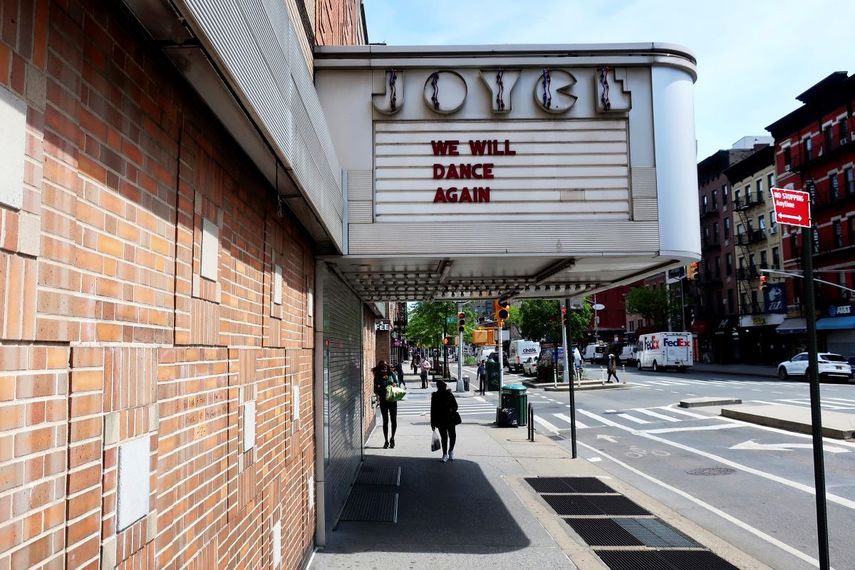 Esta fotograf&iacute;a muestra la marquesina del teatro Joyce en la ciudad de Nueva York, el martes 19 de mayo de 2020.&nbsp;