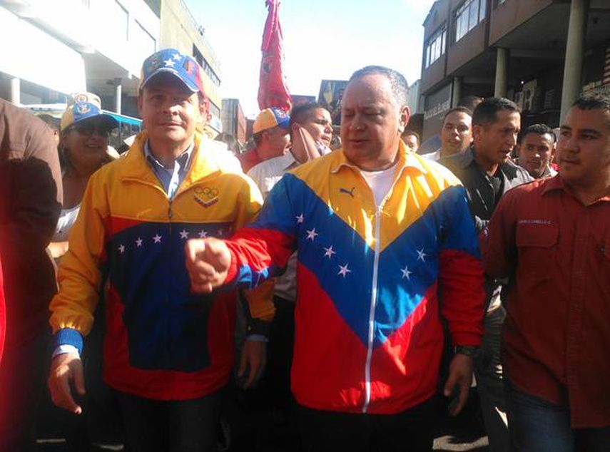 El gobernador José Vielma Mora y el presidente de la Asamblea Nacional, Diosdado Cabello. (TWITTER)
