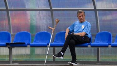 Tabárez comandó a la Celeste en 77 amistosos, 57 encuentros de eliminatorias, 26 de Copa América, 20 de Copas del Mundo y 5 de la Copa Confederaciones.
