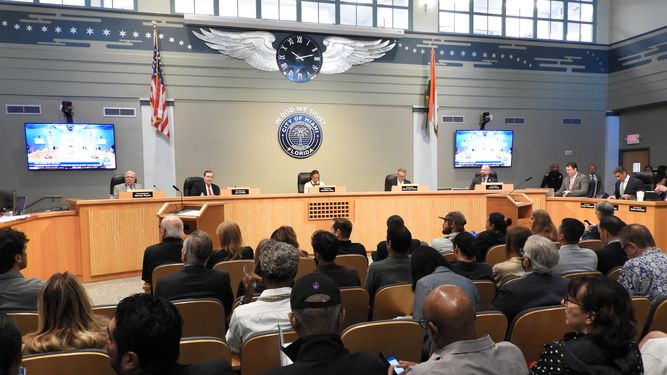 Pleno de la Comisión de la ciudad de Miami.&nbsp;