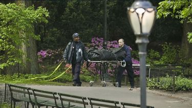 Los servicios de emergencias recuperaron el segundo cadáver, de un hombre y en un avanzado estado de descomposición, a primera hora de la mañana.