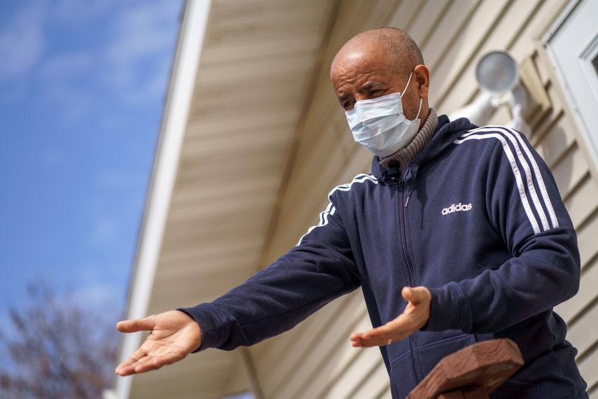 Con el paso de los d&iacute;as, las personas cuestionan la efectividad del sistema para enviar los pagos de est&iacute;mulo financiero.