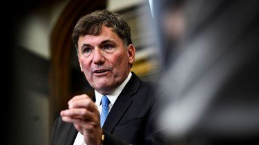El ministro de Seguridad Pública, Instituciones Democráticas y Asuntos Intergubernamentales canadiense, Dominic LeBlanc, habla en conferencia de prensa en el parlamento en Ottawa, jueves 7 de setiembre de 2023.&nbsp;