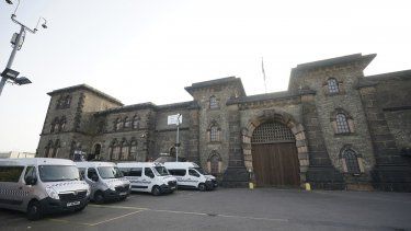 Una visión general del penal HMP Wandsworth en Londres, donde esperaba a su juicio por cargos de terrorismo un soldado británico, en el suroeste de Londres, el miércoles 6 de septiembre de 2023. La policía antiterrorista dijo que Daniel Abed Khalife desapareció del penal el miércoles por la mañana.&nbsp;