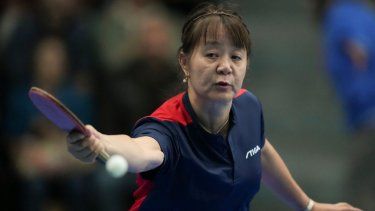 La chilena Zeng Zhigying compite en el tenis de mesa de los Juegos Panamericanos en Santiago, Chile, el 31 de octubre de 2023. Ahora dice presente en los Juegos Olímpicos&nbsp;
