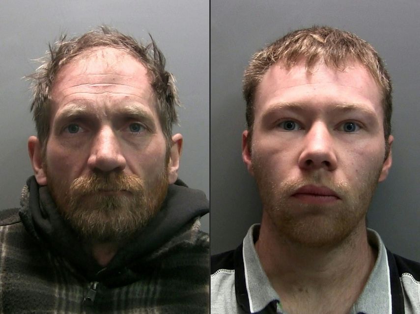 fotografías sin fecha difundidas por la Policía de Northumbria (Gran Bretaña), tomadas en Newcastle, muestra a Daniel Graham (izq.) y Adam Carruthers, los dos hombres condenados por la tala del árbol en Sycamore Gap. 