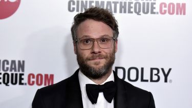 Seth Rogen llega a la 33a entrega del American Cinematheque Award en honor a Charlize Theron en Beverly Hills, California el 8 de noviembre de 2019.&nbsp;