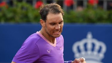 El español Rafael Nadal celebra tras vencer al bielorruso Ilya Ivashka en su partido individual del torneo ATP Barcelona Open de tenis en el Real Club de Tenis de Barcelona el 21 de abril de 2021 &nbsp; &nbsp;