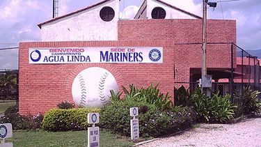 Los Marineros no pudieron seguir sus operaciones en Venezuela y cierran su academia. (ARCHIVO)