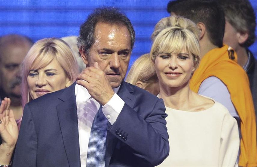  El candidato a la presidencia de Argentina por el Frente para la Victoria Daniel Scioli.(EFE)