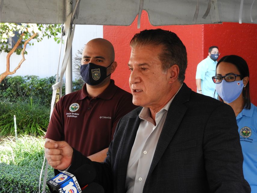 Hialeah Dónde y cuándo se repartirán 5.000 tarjetas para comida