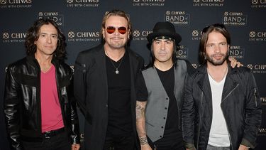 Chivas Regal será el auspiciador oficinal de la banda en su próximo tour y mientras desarrollan su próximo álbum de estudio, que saldrá a la venta el primer semestre de 2014 y sobre el cual adelantaron que tendrá un tono bailable. (ÁLVARO MATA)