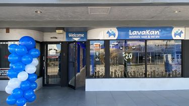 Ubicado en el 2955 SW 8 St, Unit 103, Miami Fl 33135, Lavakan&nbsp;puede ser un exelente aliado de los due&ntilde;os de mascotas para mantenerlas limpias y saludables.