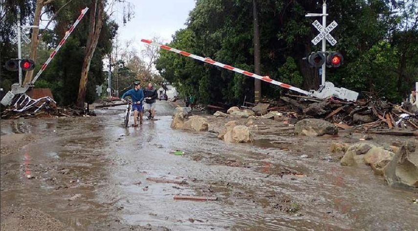 Las riadas han destruido un centenar de viviendas y más de 500 casas han sufrido daños.
