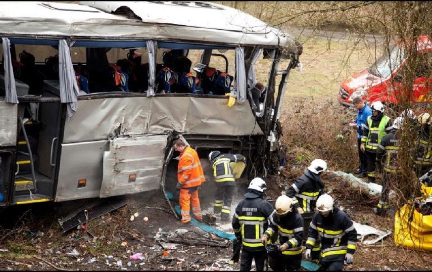 El accidente ocurrió en la carretera Assis Chateaubriand, a la altura de la ciudad de Parapuã, 558 kilómetros al noreste de Sao Paulo.