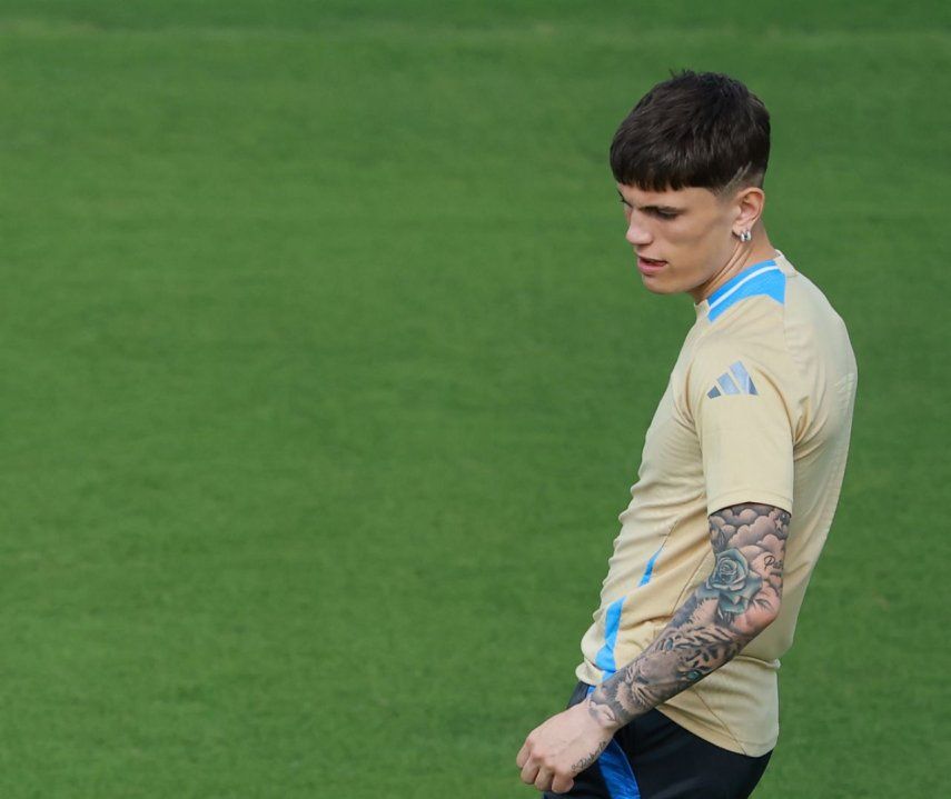 Alejandro Garnacho en la concentración de Argentina en la Copa América. El joven Delantero del Manchester United es llamado a ser el sustituto de Lionel Messi