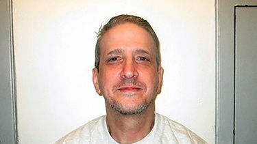 Esta fotografía proporcionada por el Departamento Correccional de Oklahoma muestra al recluso condenado a muerte Richard Glossip el 19 de febrero de 2021.