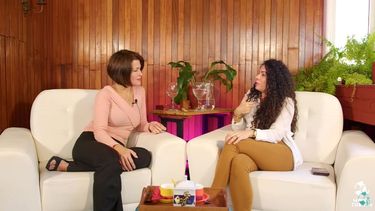 Las actrices Maikel Amelia y Belissa Cruz conversan en un episodio de Sin Filtro de La Familia Cubana.&nbsp;