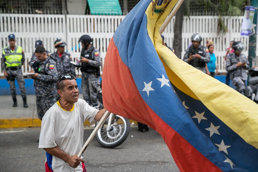 El llamado del frente que agrupa a organizaciones políticas, gremios y sindicatos, se hace a menos de una semana de un llamado nacional para otra protesta nacional que no demostró tener una acogida significativa.