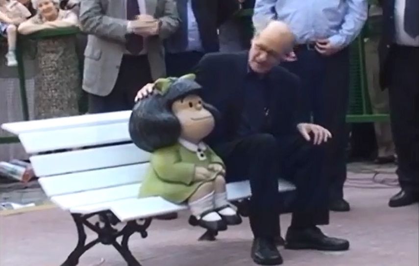 Quino reconoce que le gustaría ser recordado como alguien que hizo pensar a la gente en las cosas que pasan. (CAPTURA DE VIDEO) 