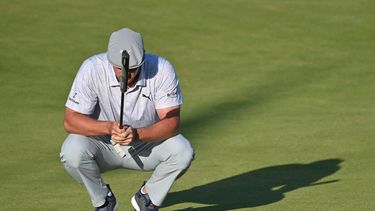 El golfista estadounidense Bryson DeChambeau es uno de los atletas que no podrá participar en Tokio por haber dado positivo al virus