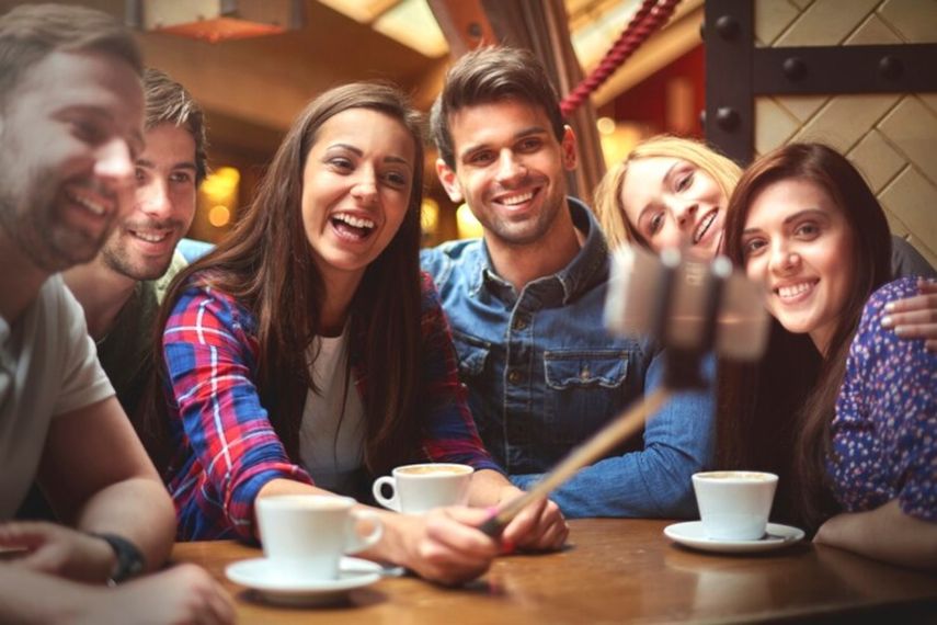 El Día de la Felicidad, celebrar mejor en grupo