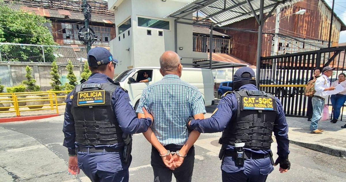 Guatemala extradita a EEUU a exalcalde acusado de conspiración para el tráfico de drogas