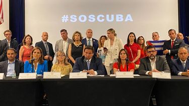 Encuentro en el Museo Americano de la Diáspora Cubana en Miami, que contó con la participación del gobernador Ron DeSantis.&nbsp;