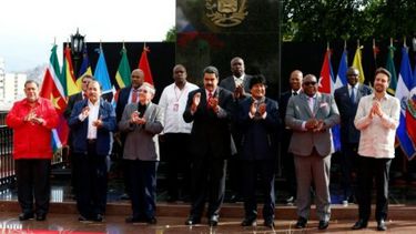 Los mandatarios y jefes de delegación acordaron su participación en la Conferencia Mundial de Pueblos para un Mundo sin Muros, convocada por el presidente de Bolivia, Evo Morales.