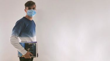 El uso de mascarillas en la escuelas es obligatorio, para contrarrestar el contagio de coronavirus.