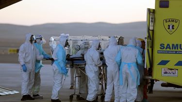 &nbsp;Trabajadores sanitarios en Chile